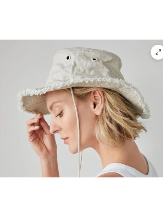 Tilley T3 Small Safari Hat Fringe  Wanderer Stone UPF 50+ Beige MSRP$110 main image 6